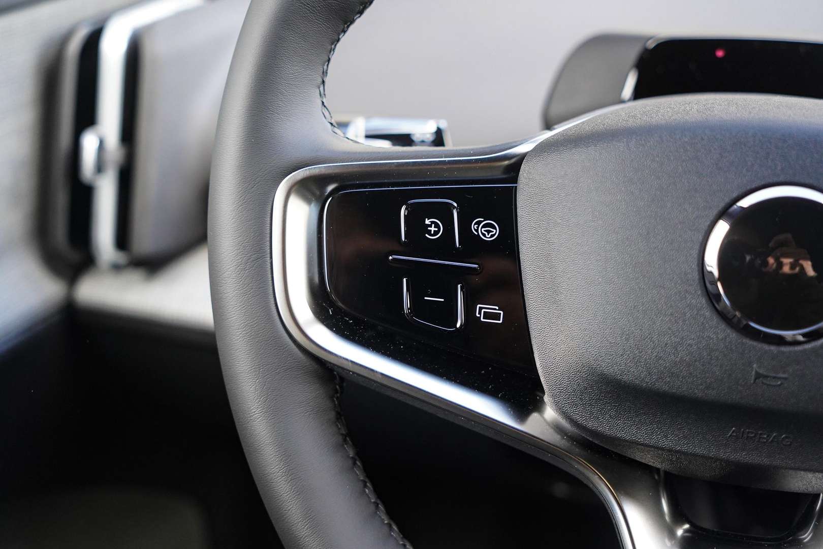 Volvo EX30 Extended Range Single Motor - 2025 - Joinsteer - #17