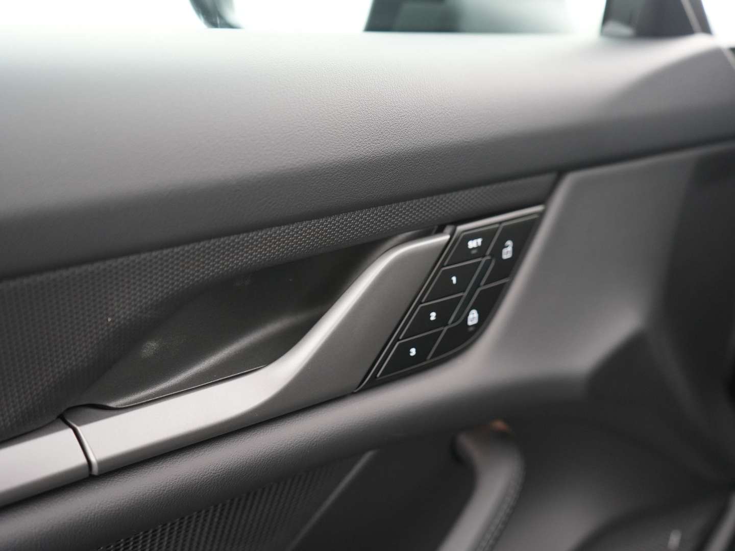 Porsche Taycan 4 - 2025 - Joinsteer - #11