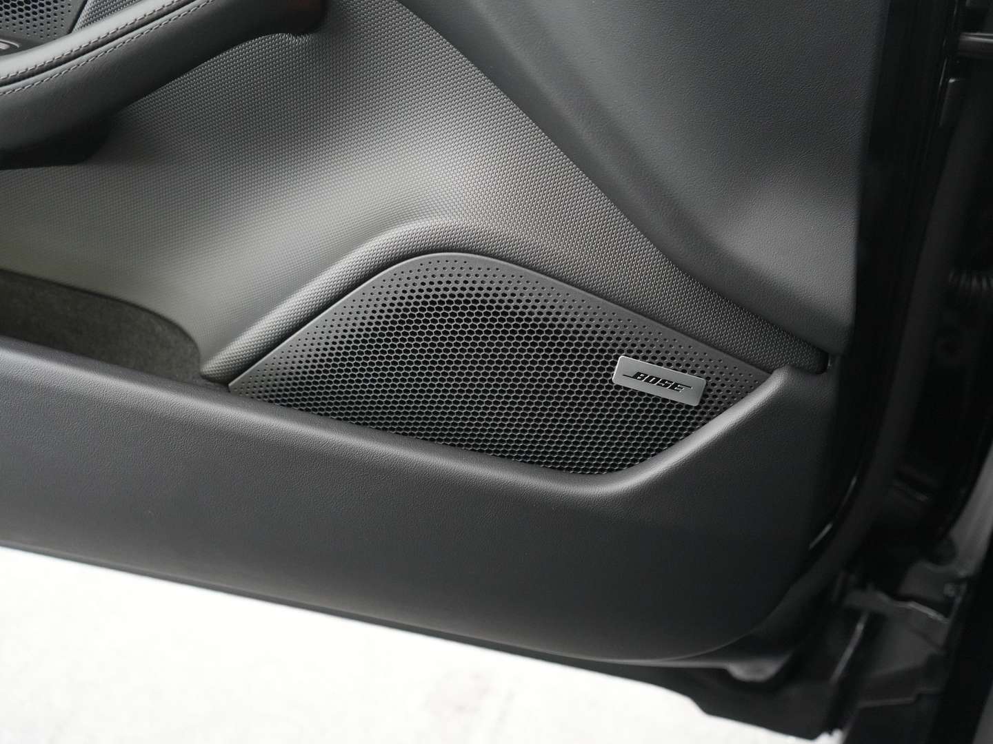 Porsche Taycan 4 - 2025 - Joinsteer - #14