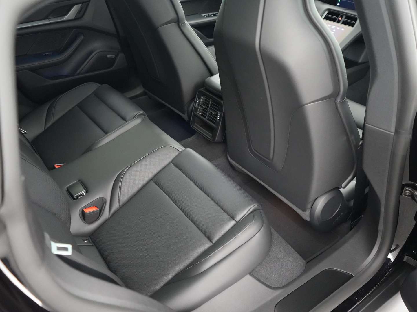 Porsche Taycan 4 - 2025 - Joinsteer - #35