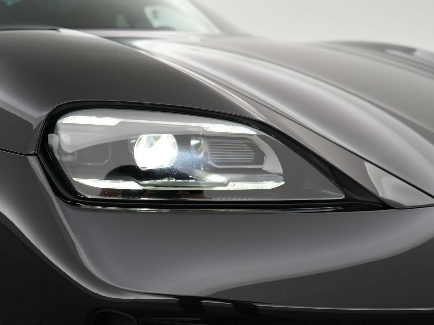 Porsche Taycan 4 - 2025 - Joinsteer - #40