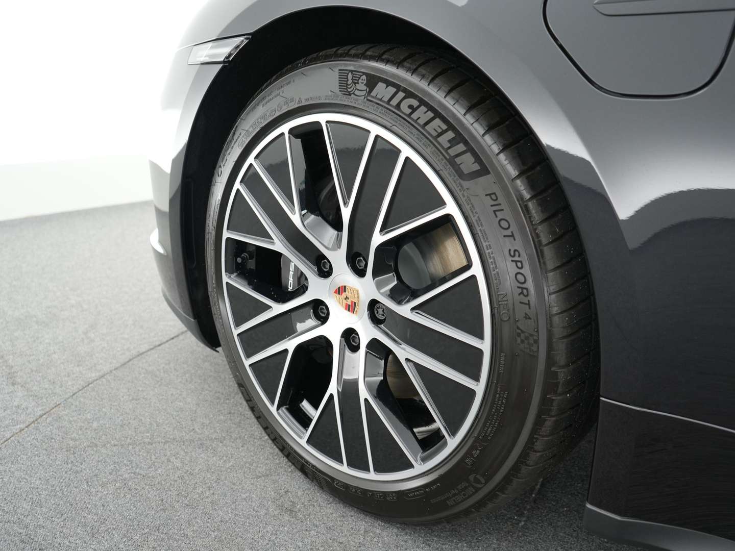 Porsche Taycan 4 - 2025 - Joinsteer - #41