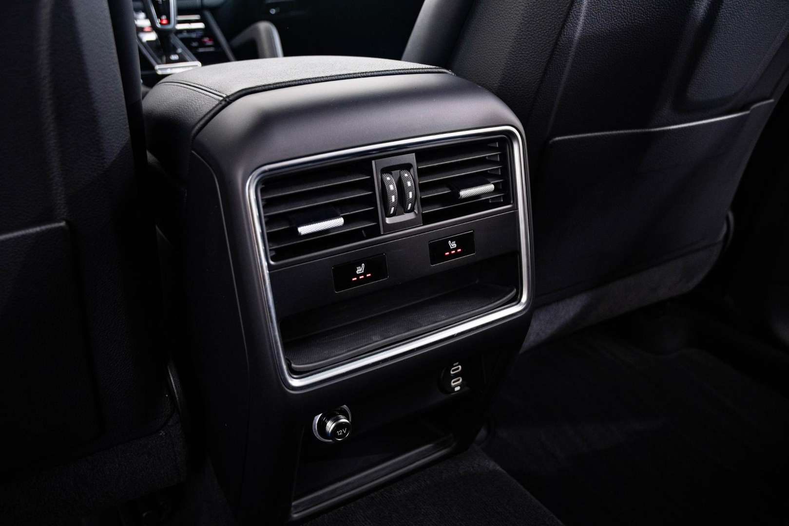 Porsche Cayenne 3.0 E-Hybrid Non Identifié - 2020 - Joinsteer - #20