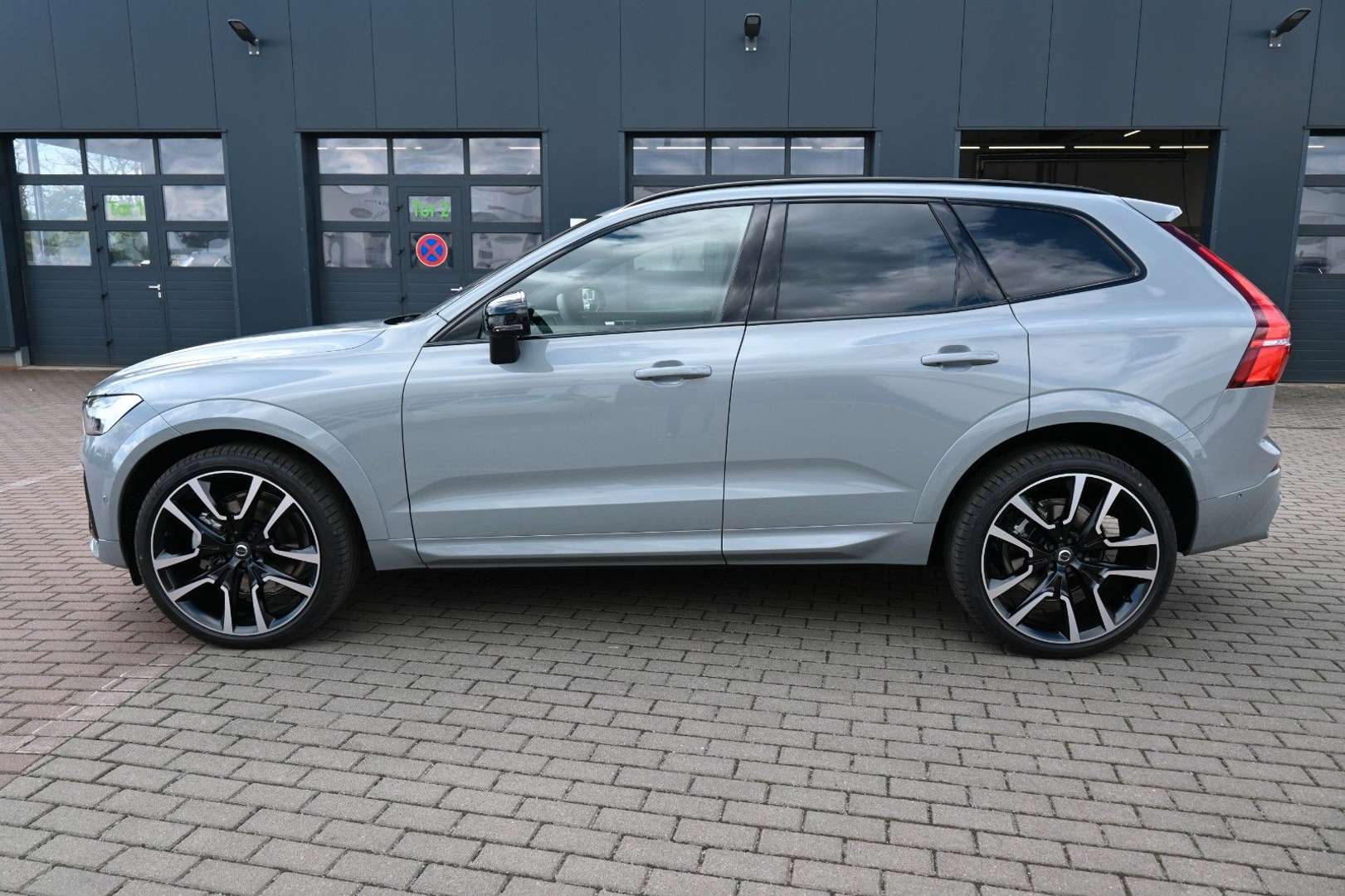 Volvo XC60 Ultra B5B AWD - 2025 - Joinsteer - #2