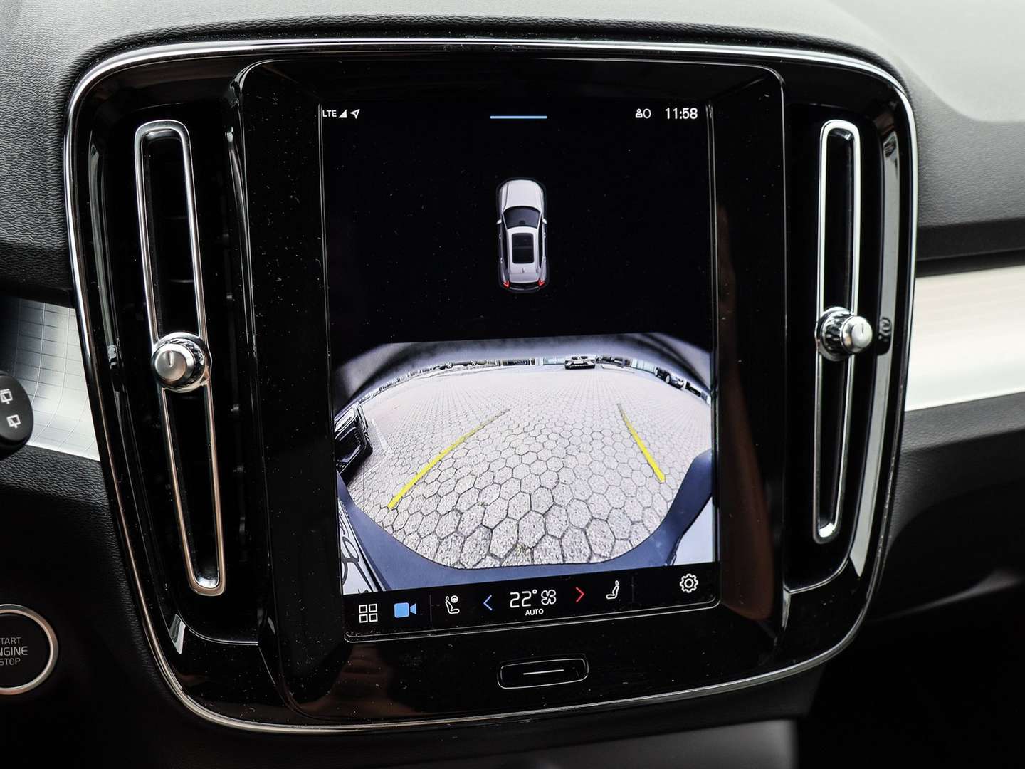 Volvo XC40 Core B3 - 2024 - Joinsteer - #12