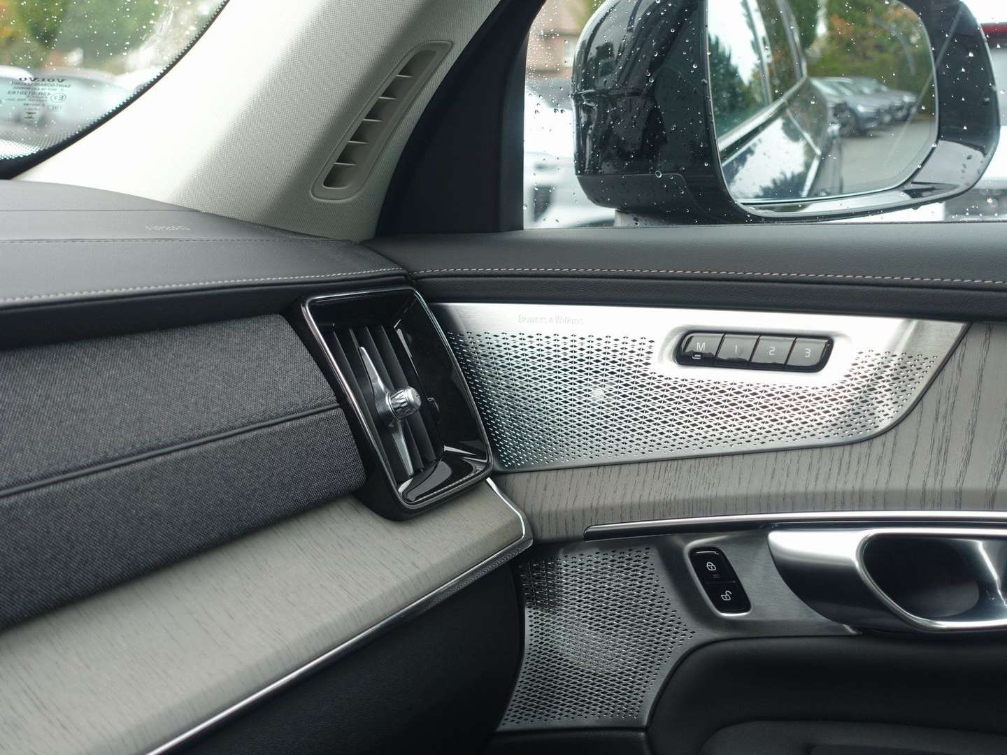 Volvo XC90 Plus T8 AWD Plug-in Hybrid - 2025 - Joinsteer - #15