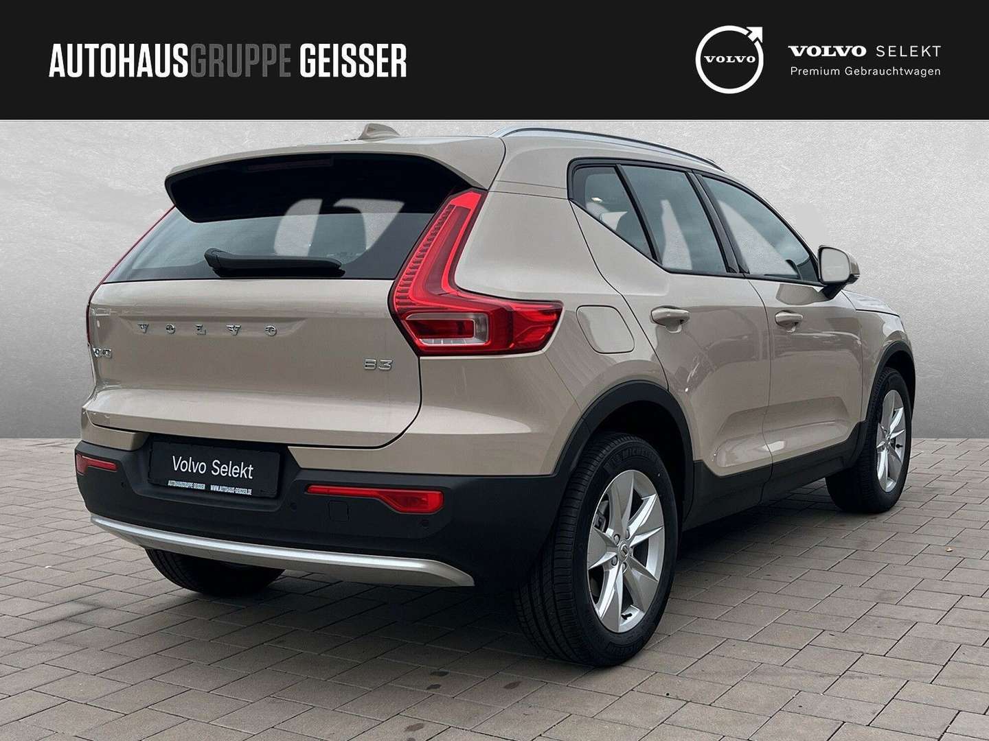 Volvo XC40 Core B3 - 2025 - Joinsteer - #6