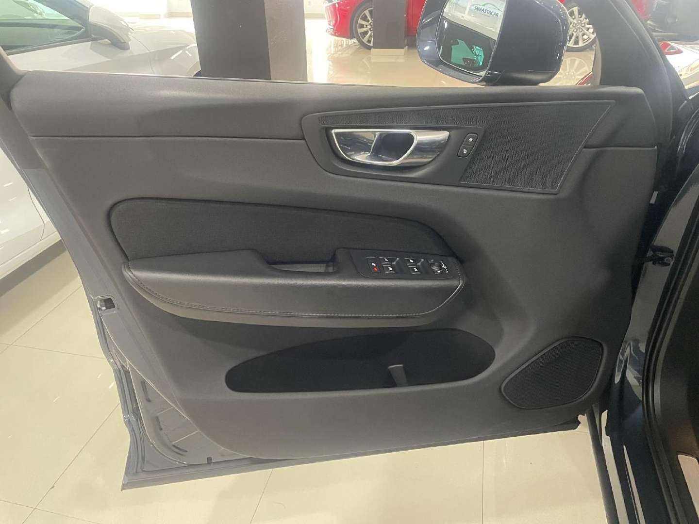 Volvo XC60 Momentum B4 - 2020 - Joinsteer - #5