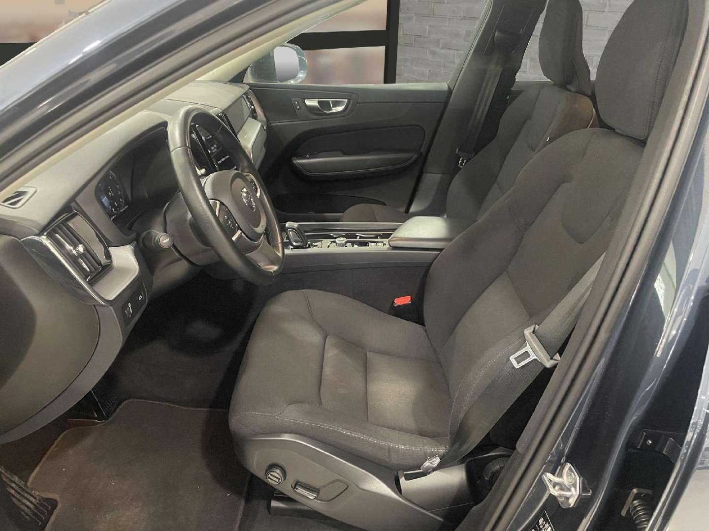 Volvo XC60 Momentum B4 - 2020 - Joinsteer - #8