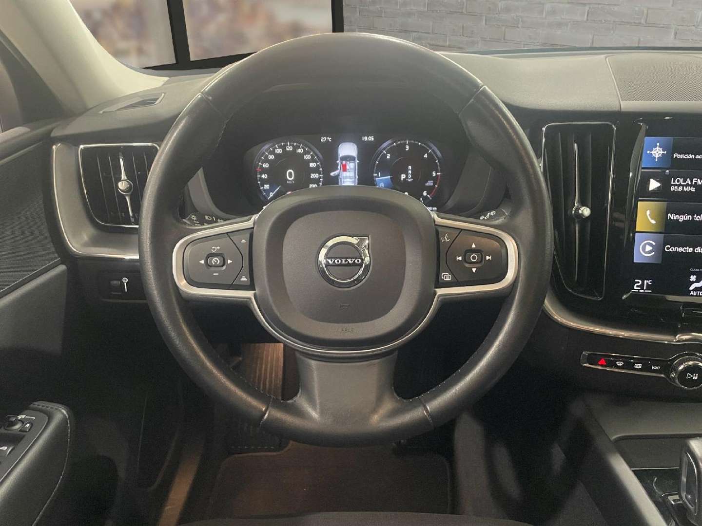 Volvo XC60 Momentum B4 - 2020 - Joinsteer - #15