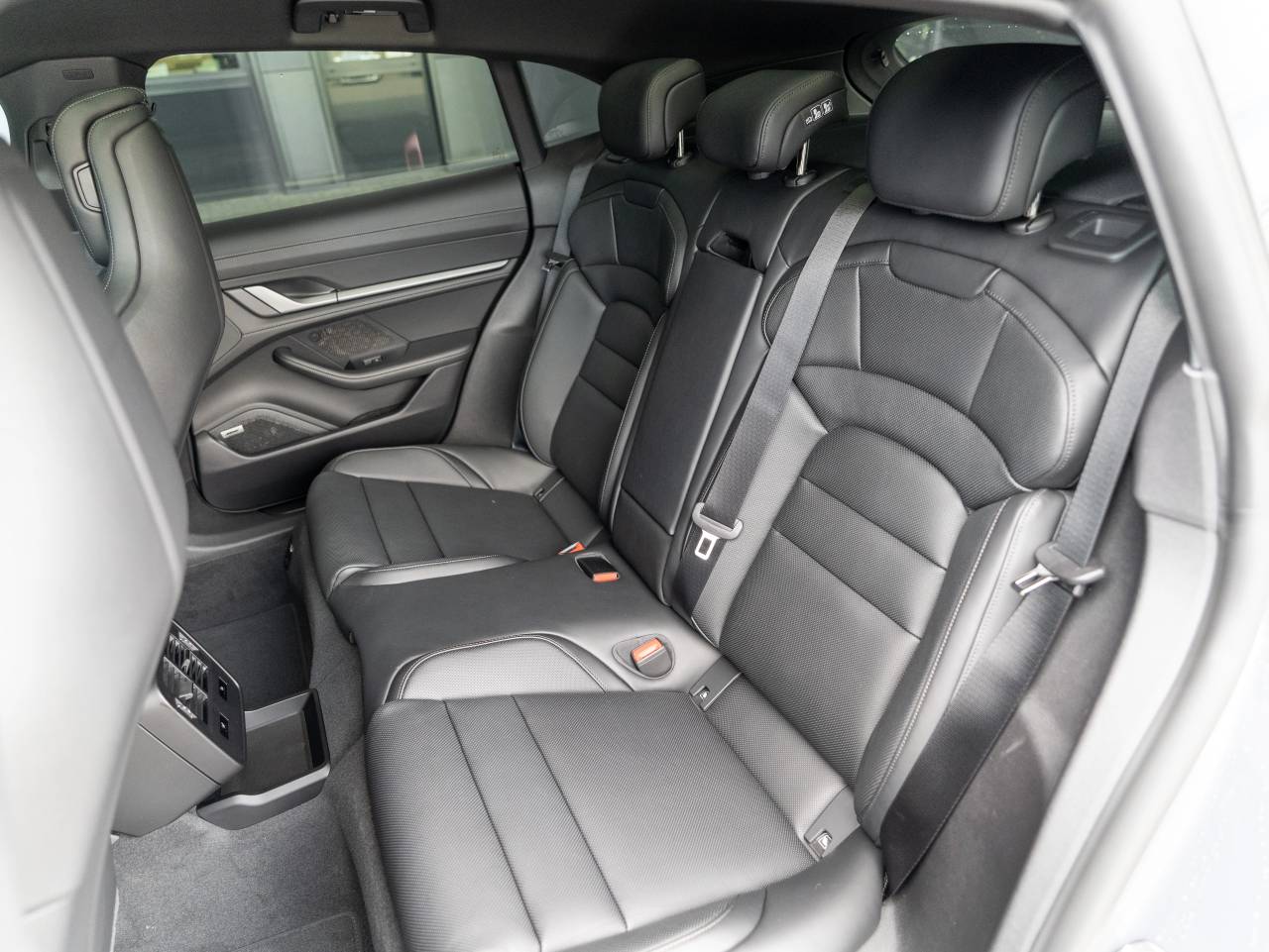 Porsche Taycan J1 II 4 Cross Turismo - 2025 - Joinsteer - #31