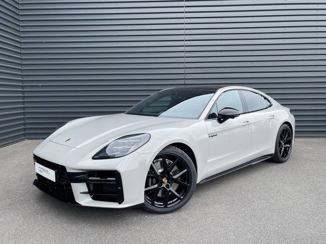 Porsche Panamera G3 4 E-Hybrid - 2025 - Joinsteer - #1