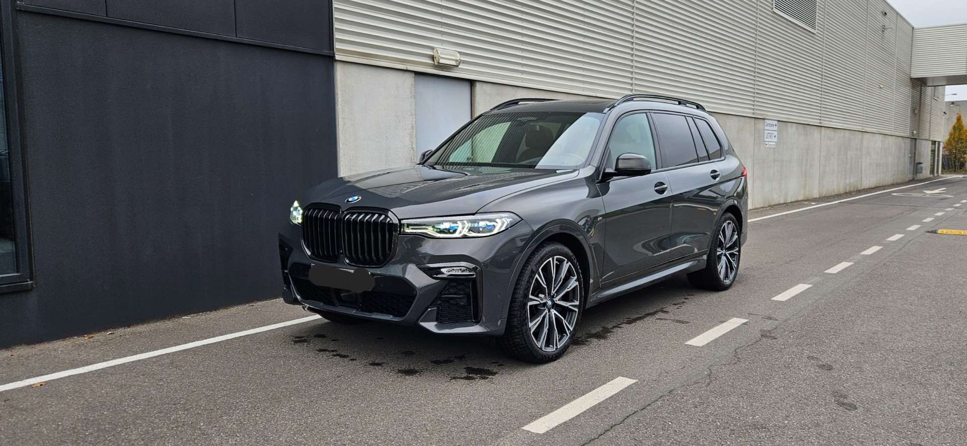 BMW X7 EXCLUSIEF INDIVIDUAL M 50i - 2021 - Joinsteer - #4