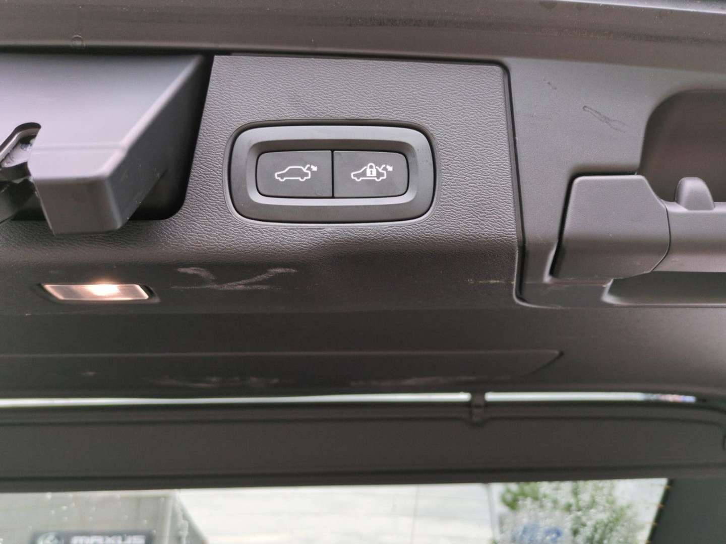 Volvo XC60 Plus Dark Recharge Plug-In Hybrid - 2025 - Joinsteer - #23