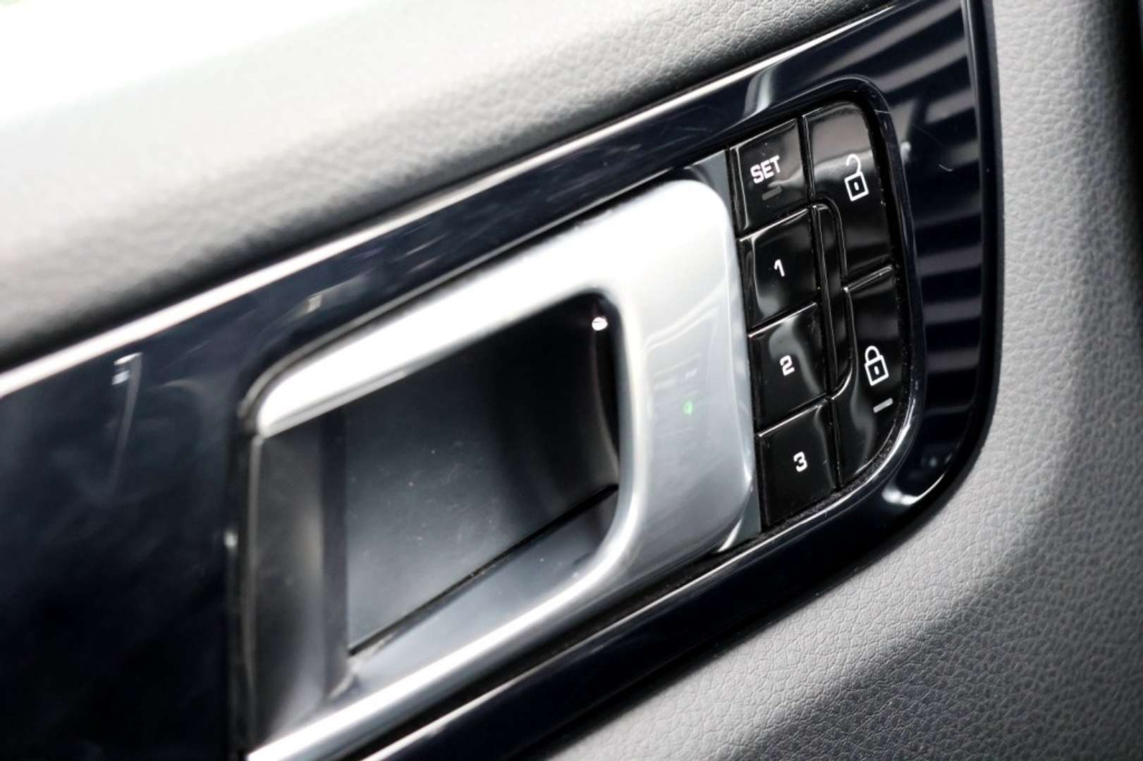 Porsche Cayenne Sport Chrono Plus 3.0 E-Hybrid - 2020 - Joinsteer - #29