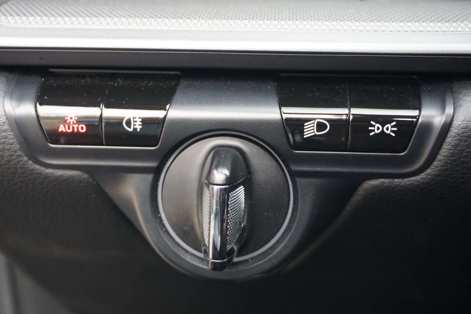 Porsche Cabriolet 3.0 Carrera 4 S - 2019 - Joinsteer - #40