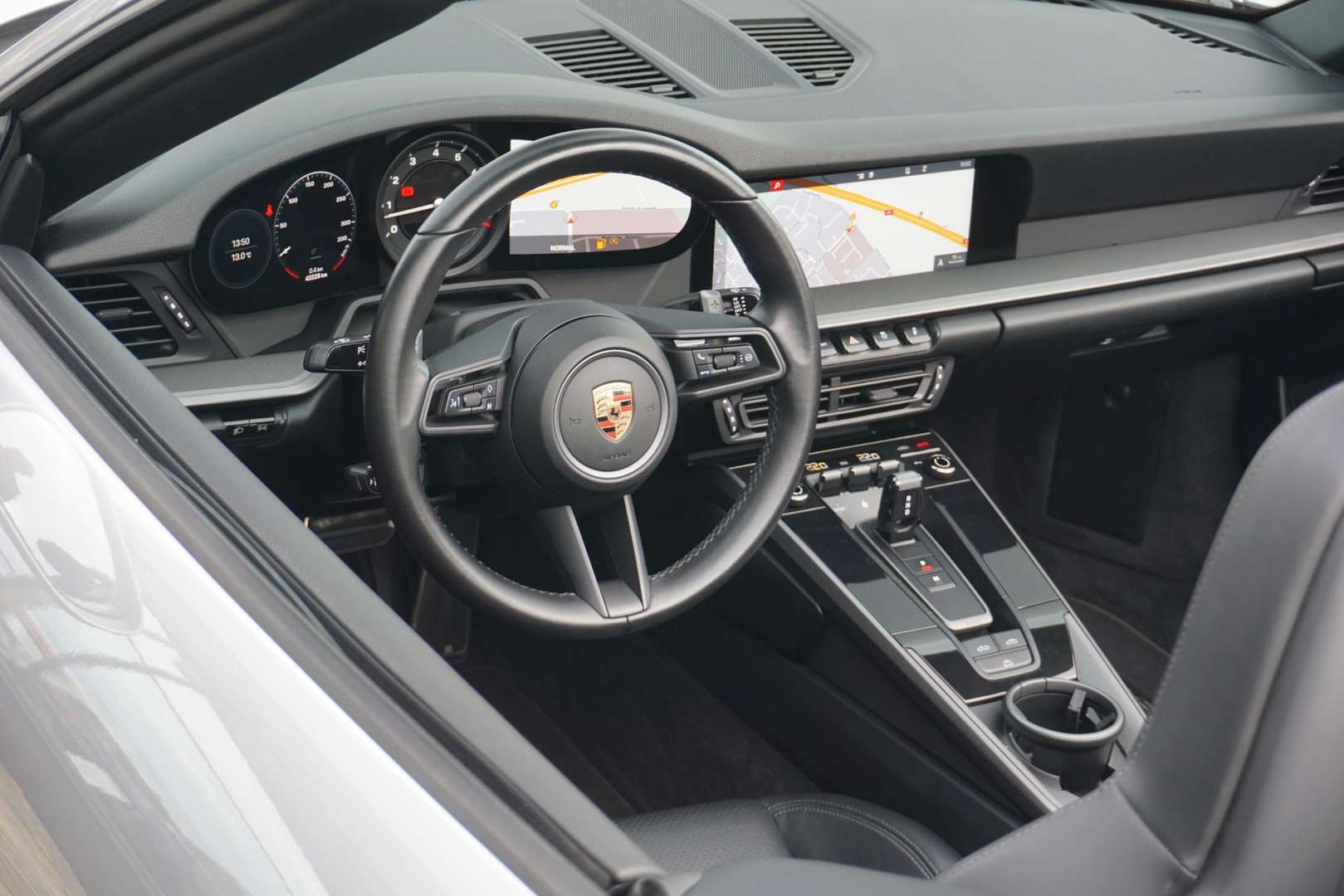 Porsche Cabriolet 3.0 Carrera 4 S - 2019 - Joinsteer - #42