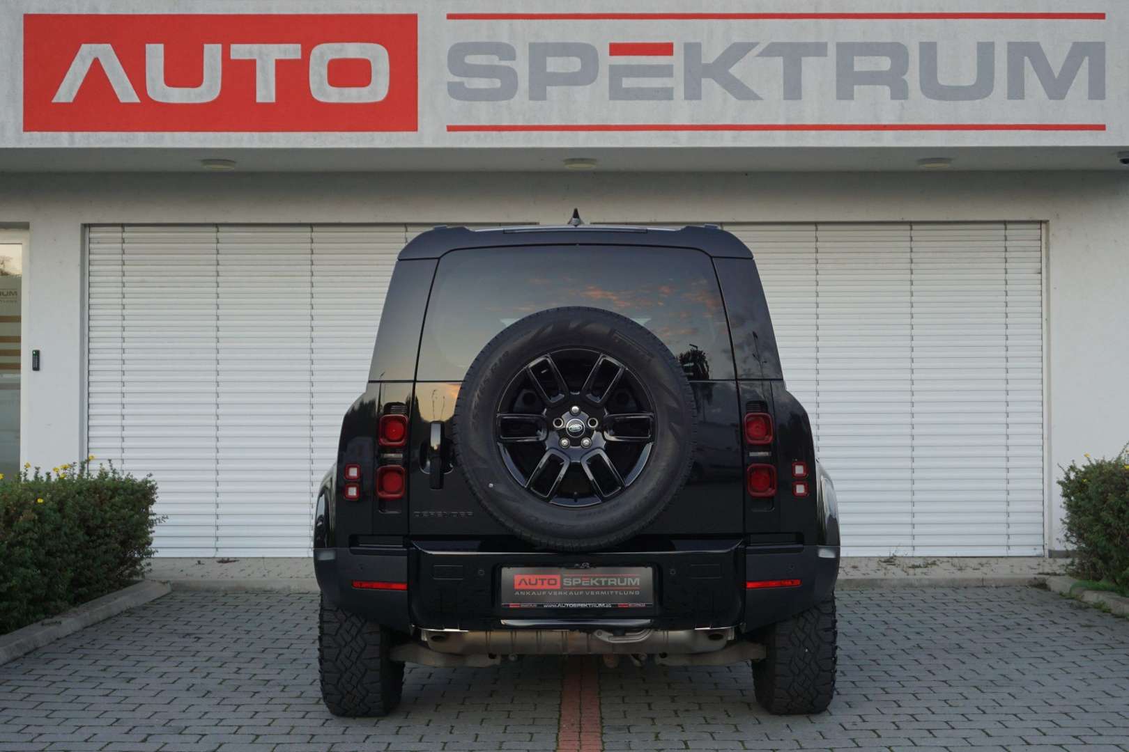 Land Rover Defender AWD P400e - 2023 - Joinsteer - #4