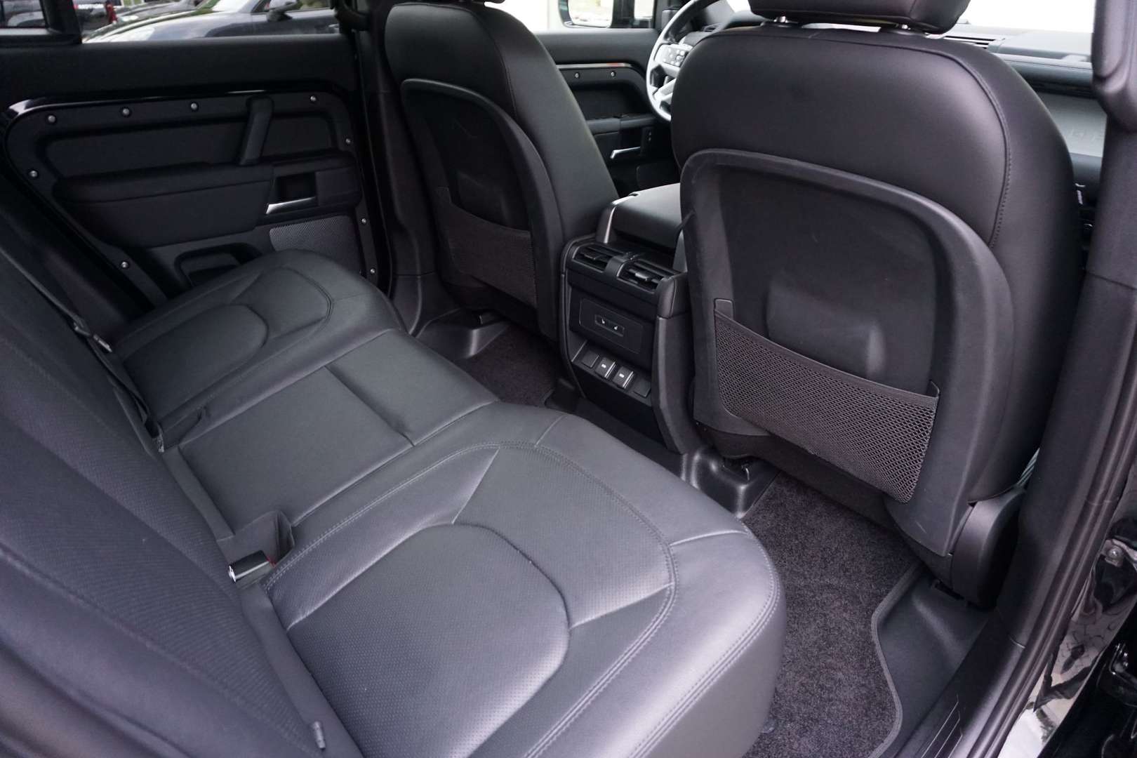 Land Rover Defender AWD P400e - 2023 - Joinsteer - #23