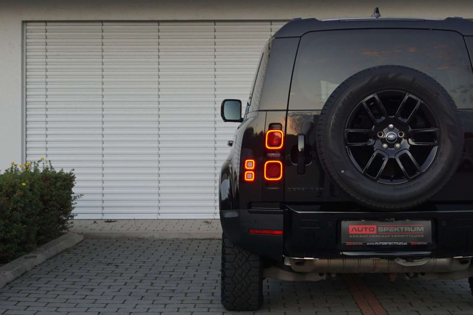 Land Rover Defender AWD P400e - 2023 - Joinsteer - #39