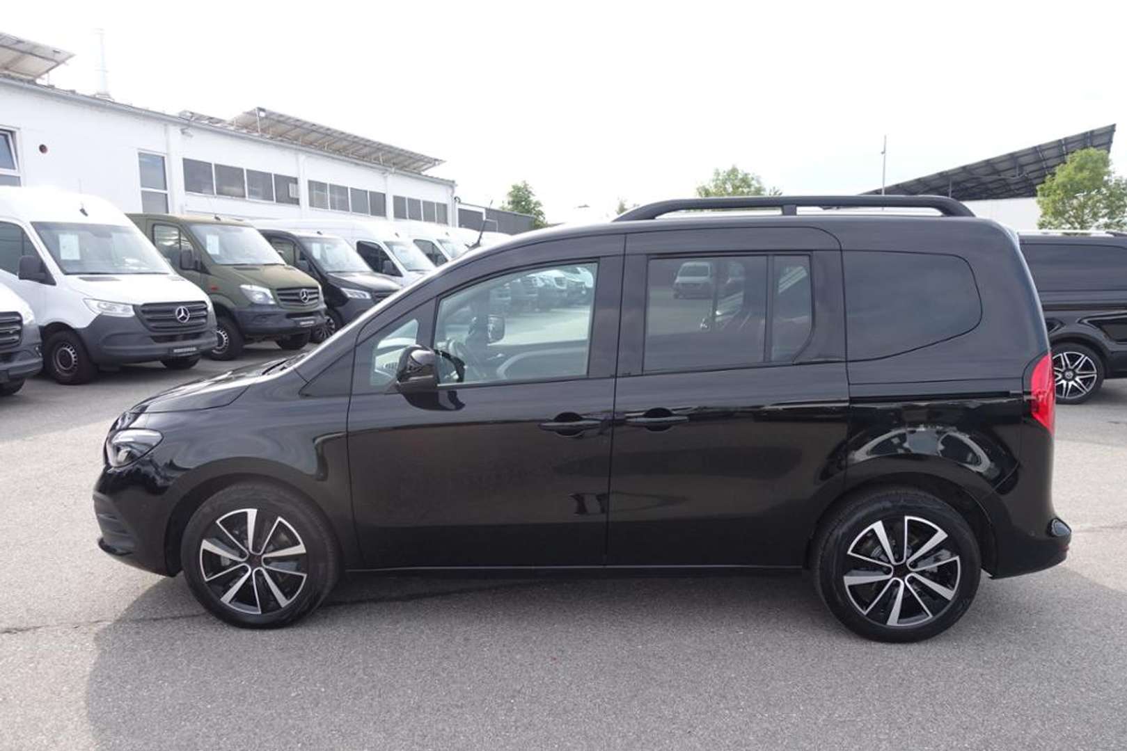 Mercedes T-Class Progressive Edition T 180 D - 2025 - Joinsteer - #3