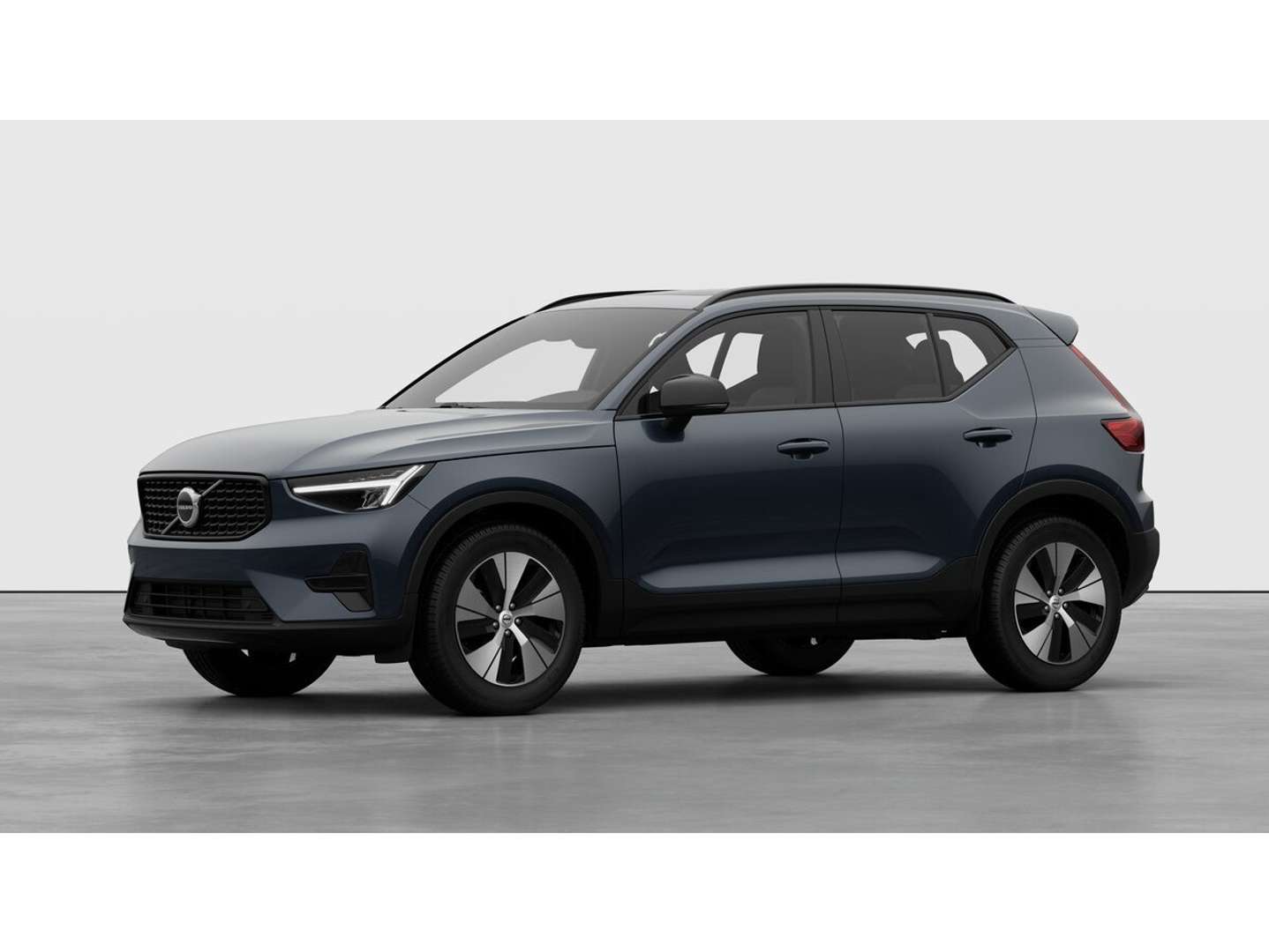 Volvo XC40 Plus B3 - 2025 - Joinsteer - #1