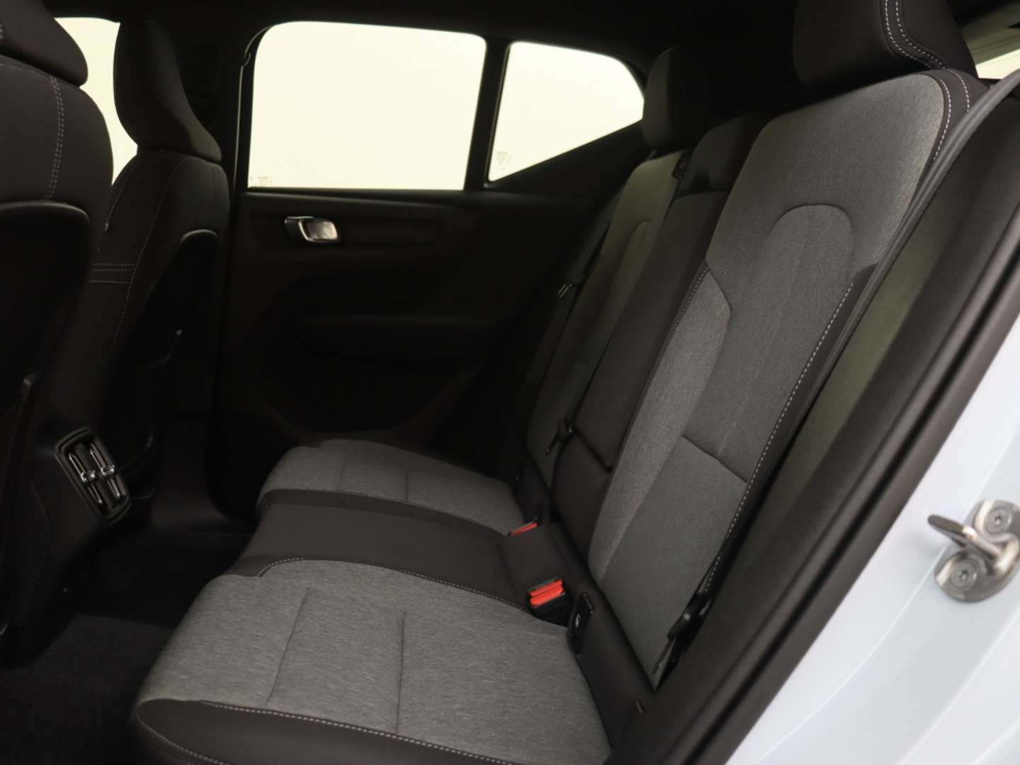 Volvo XC40 Plus B4 - 2024 - Joinsteer - #4