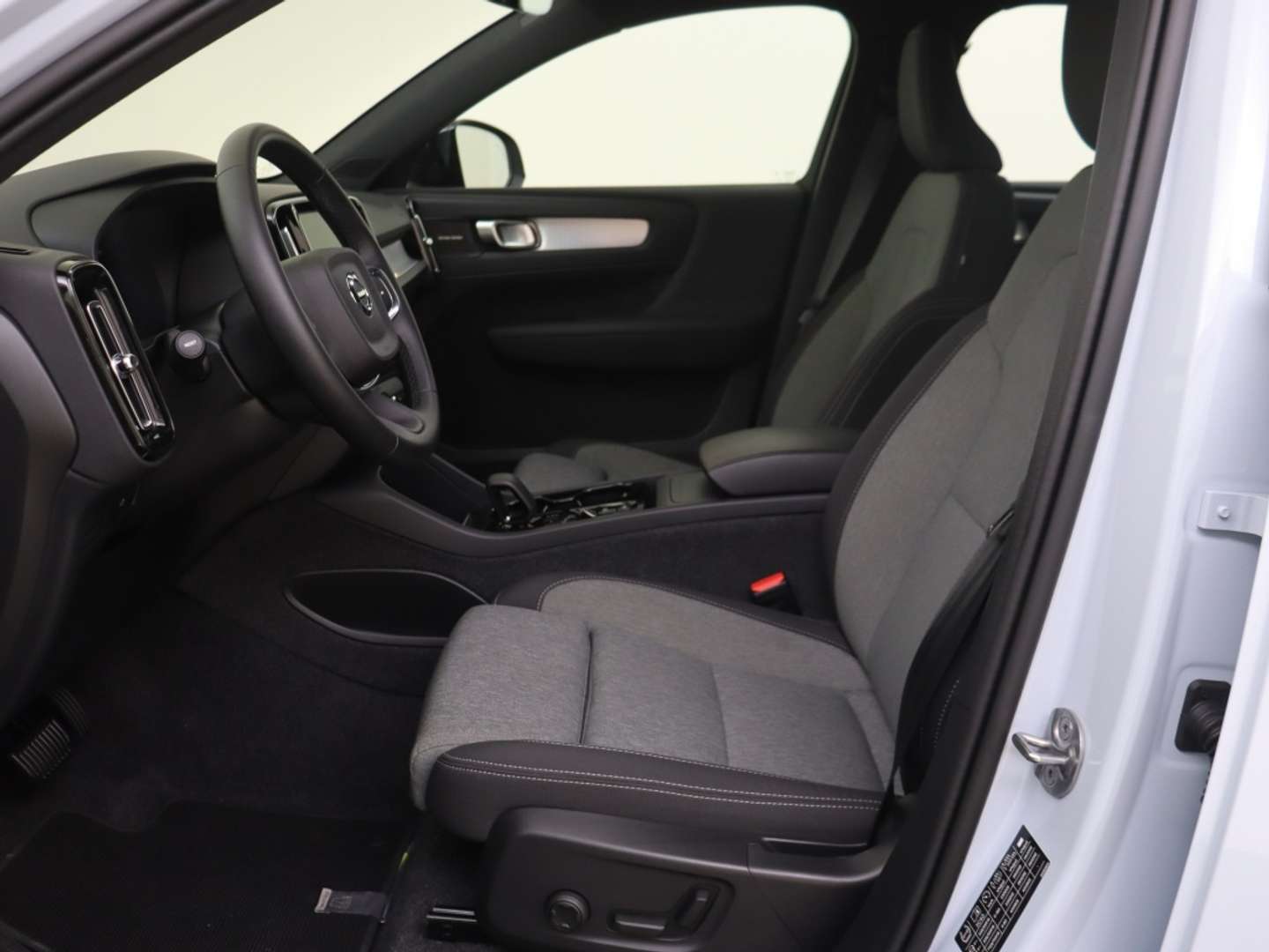 Volvo XC40 Plus B4 - 2024 - Joinsteer - #13