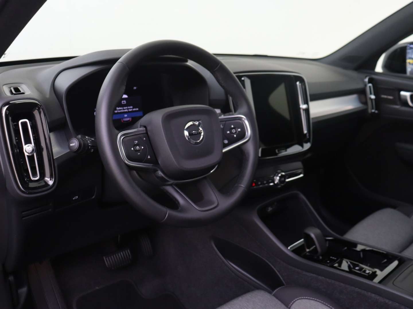 Volvo XC40 Plus B4 - 2024 - Joinsteer - #14