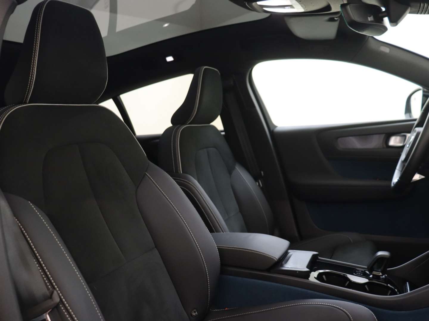 Volvo C40 Ultimate Dark Recharge - 2023 - Joinsteer - #14