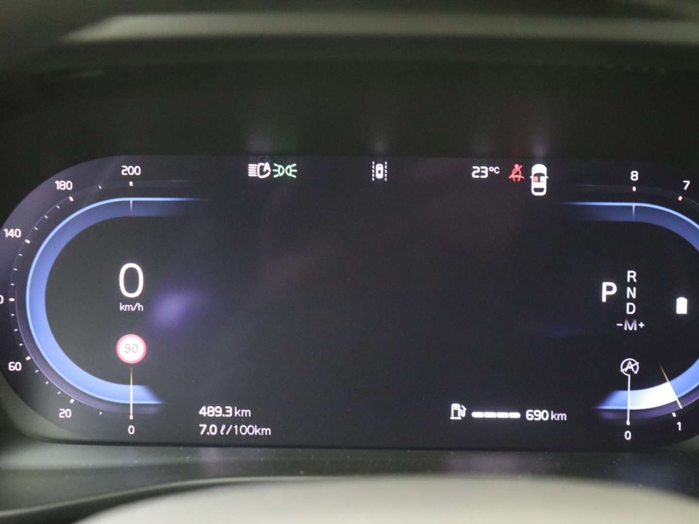 Volvo XC40 Plus B4 - 2024 - Joinsteer - #18