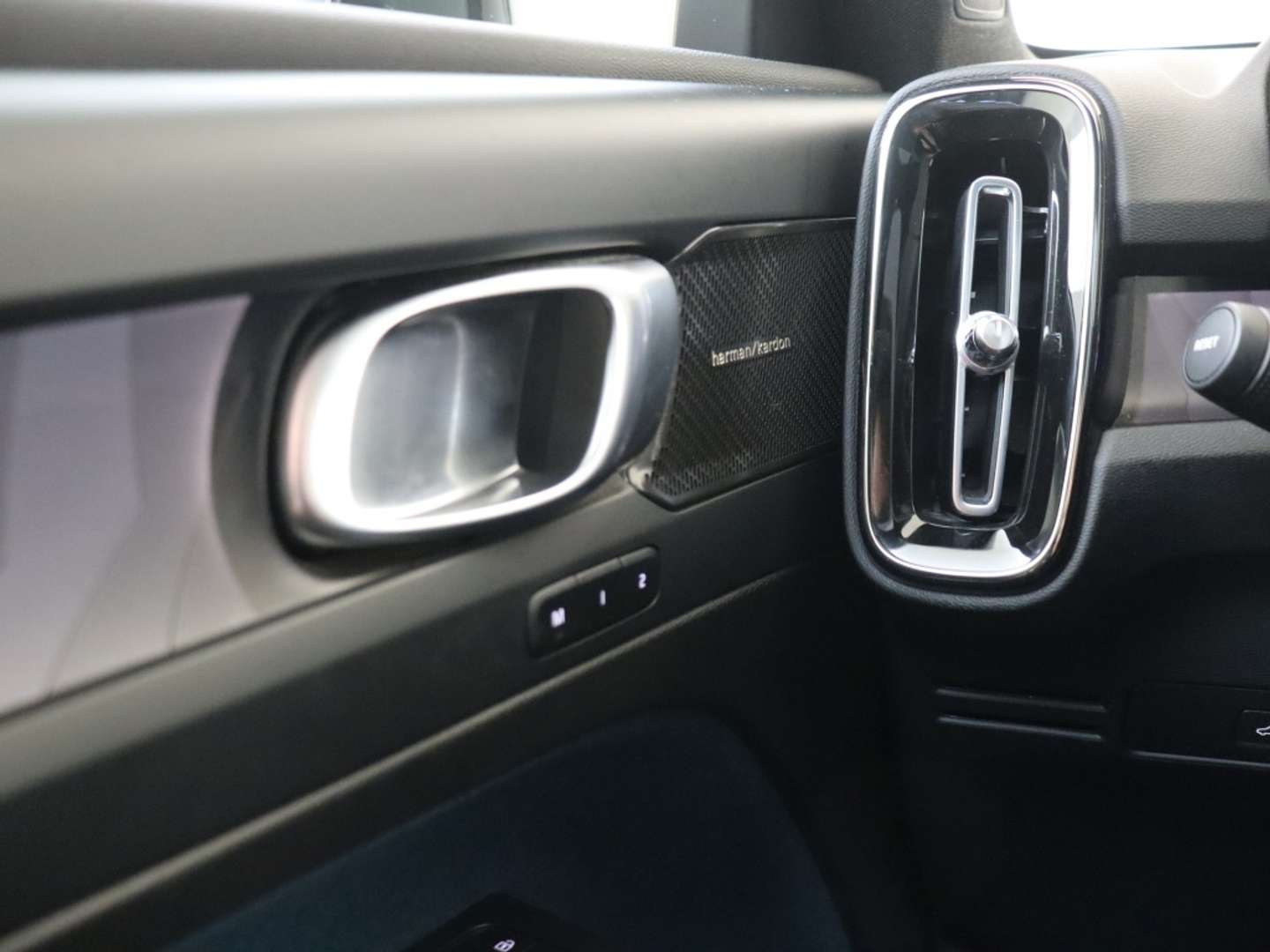 Volvo C40 Ultimate Dark Recharge - 2023 - Joinsteer - #32