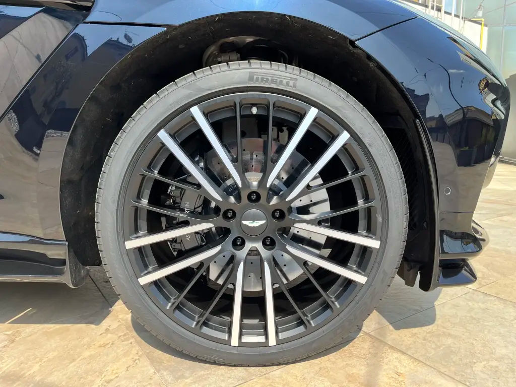 Aston Martin DBX 707 SUV 4.0 - 2022 - Joinsteer - #4