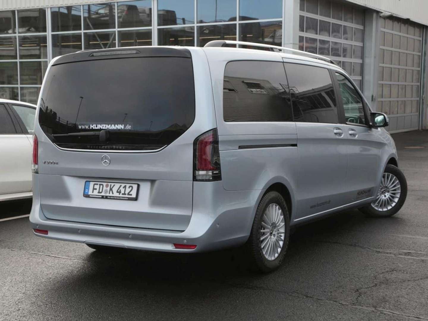 Mercedes V-Class STYLE 300 D - 2025 - Joinsteer - #2