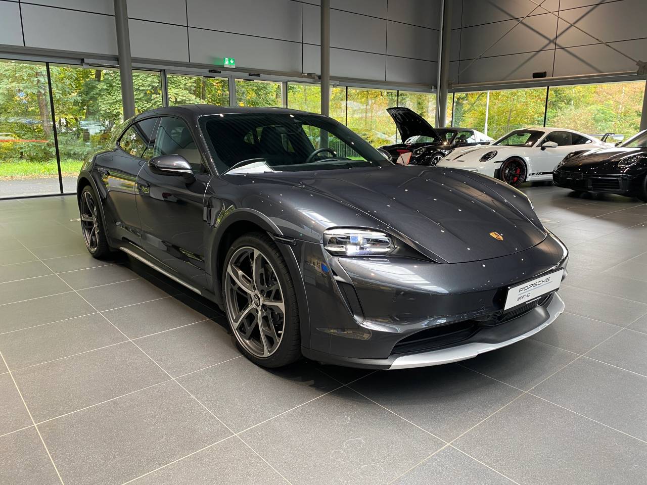 Porsche Taycan J1 4 Cross Turismo - 2023 - Joinsteer - #9