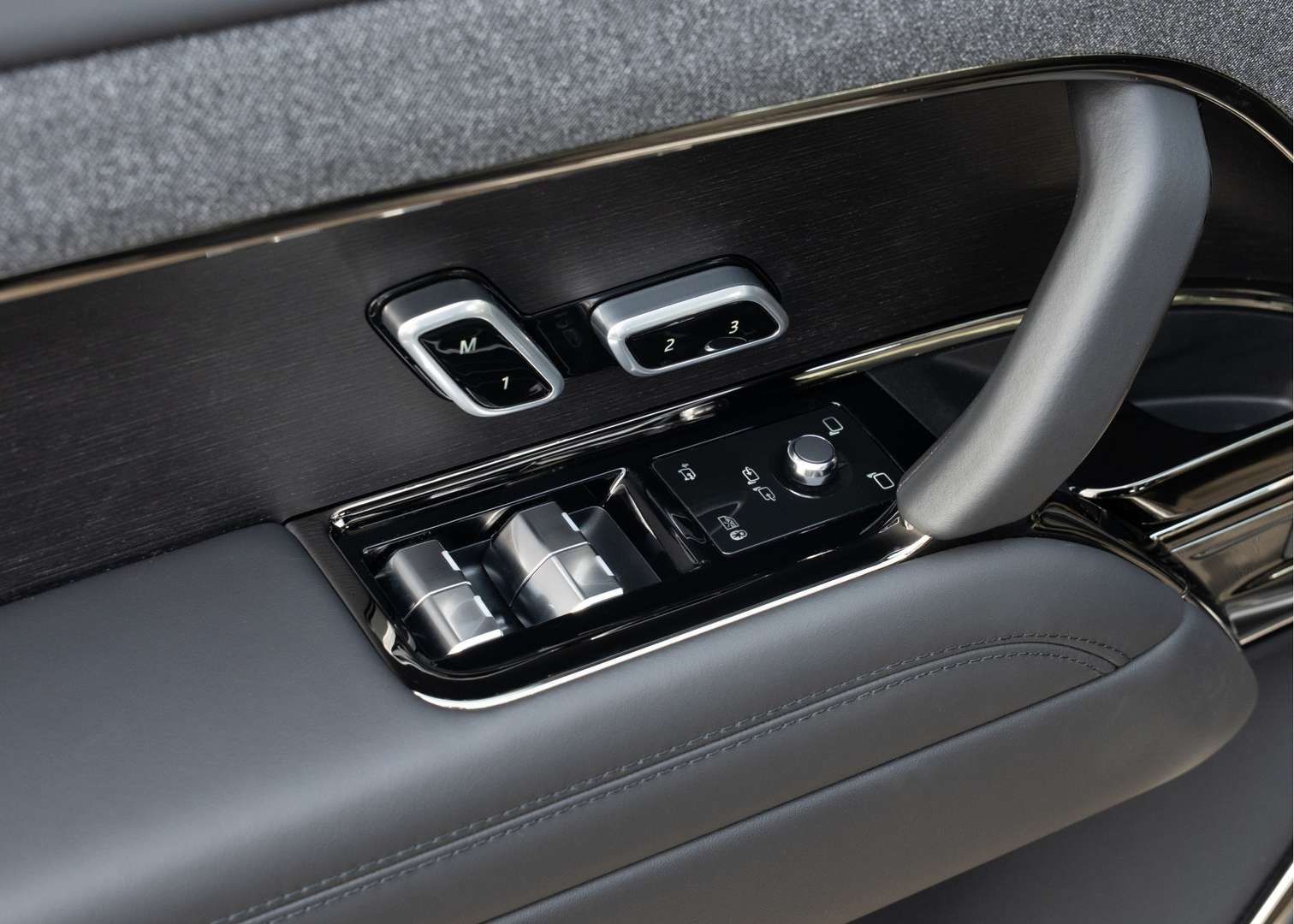 Land Rover Range Rover Sport Autobiography P550e - 2025 - Joinsteer - #14