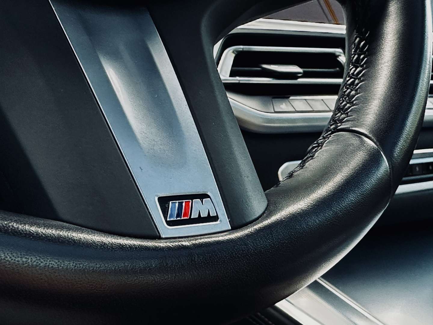 BMW X5 Exclusive XDrive45e - 2022 - Joinsteer - #35