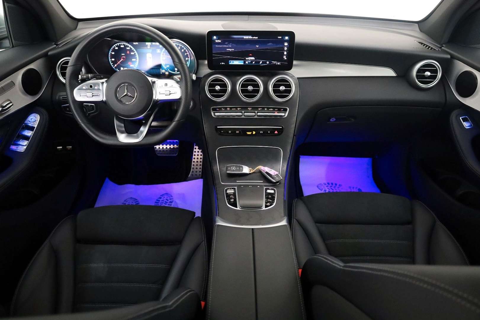 Mercedes GLC AMG-Line 300 E - 2022 - Joinsteer - #4