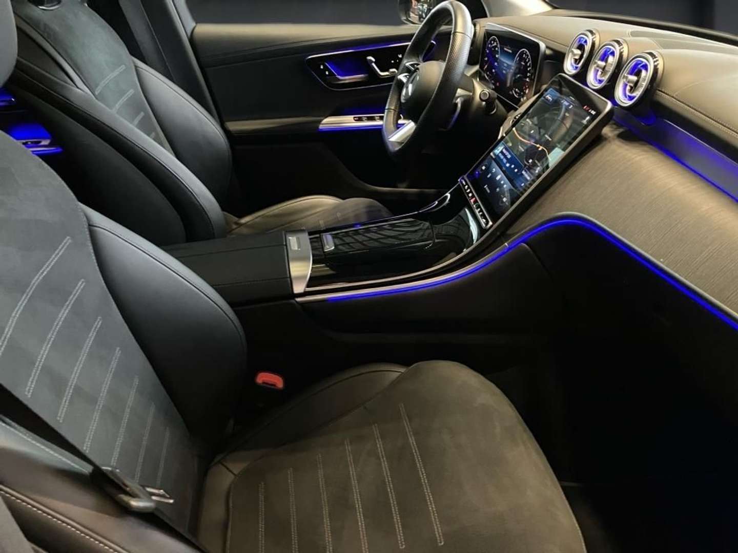 Mercedes GLC AMG 300 E - 2024 - Joinsteer - #16