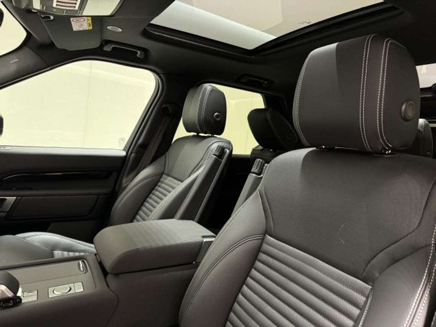 Land Rover Discovery S D350 - 2024 - Joinsteer - #14