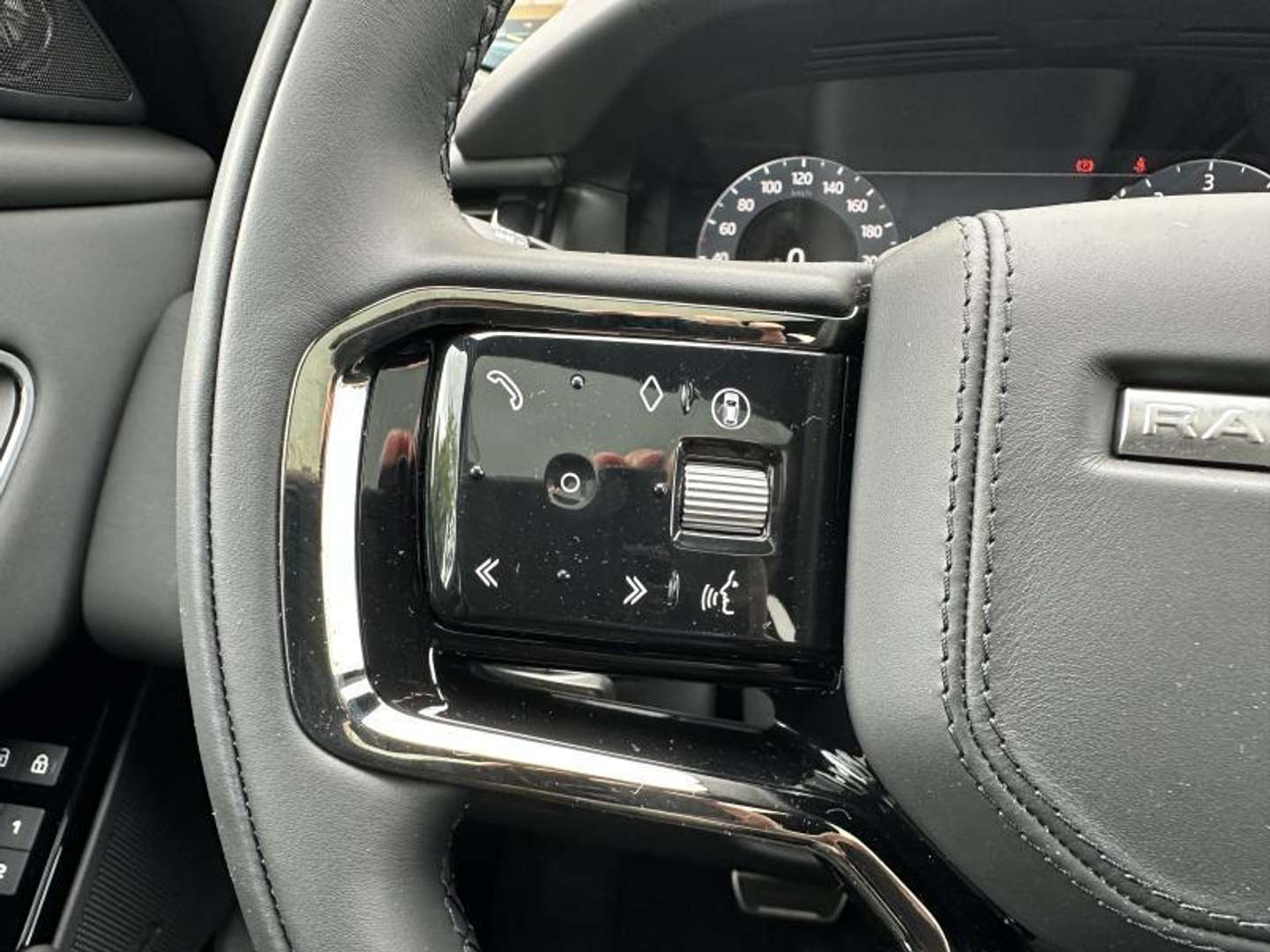 Land Rover Range Rover Velar Dynamic SE P400e - 2025 - Joinsteer - #19