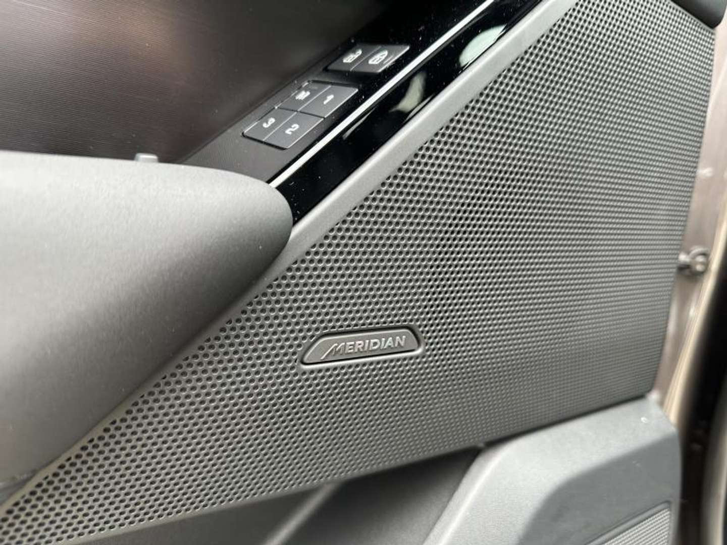 Land Rover Range Rover Velar Dynamic SE P400e - 2025 - Joinsteer - #29