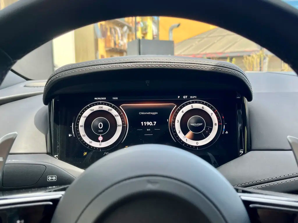 Aston Martin DB12 V8 Coupe 4.0 - 2024 - Joinsteer - #6