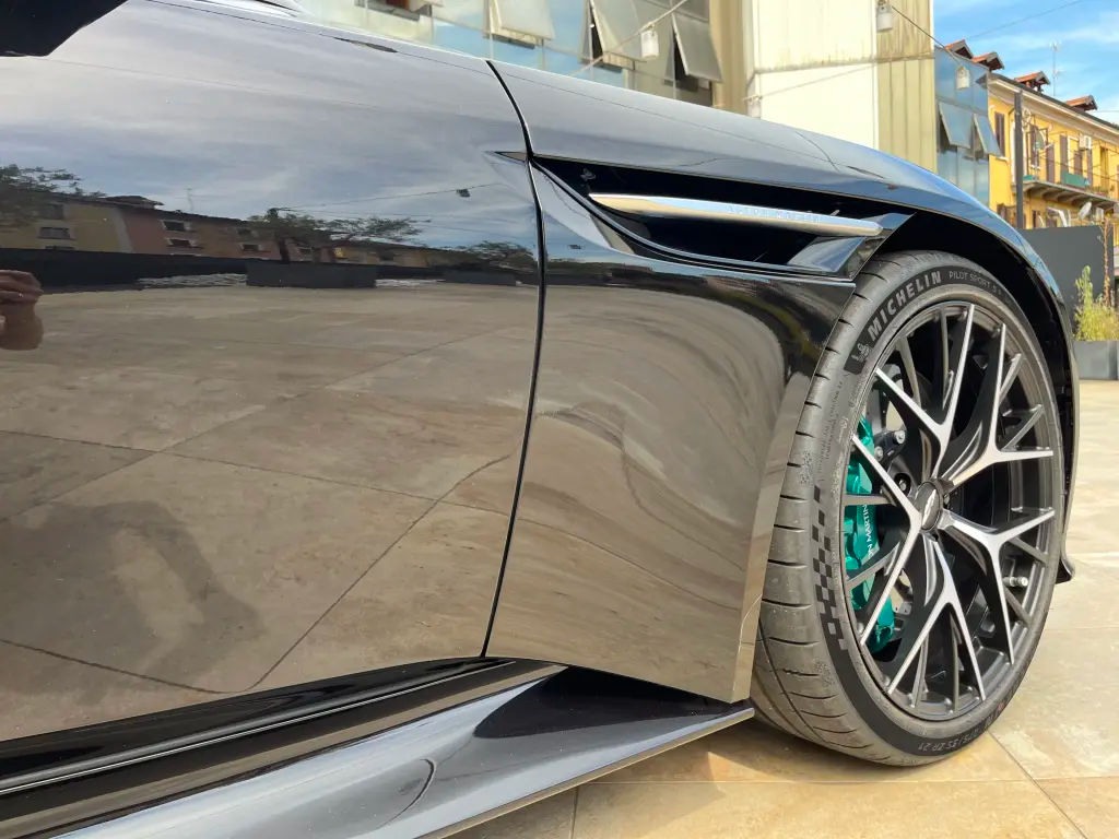 Aston Martin DB12 V8 Coupe 4.0 - 2024 - Joinsteer - #13