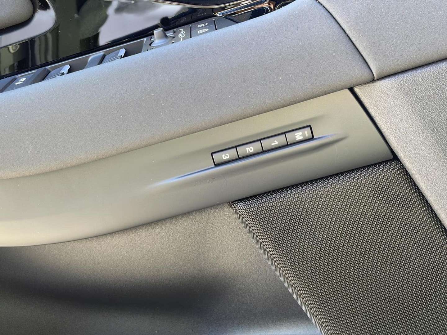 Land Rover Range Rover Evoque Dynamic D165 - 2025 - Joinsteer - #23