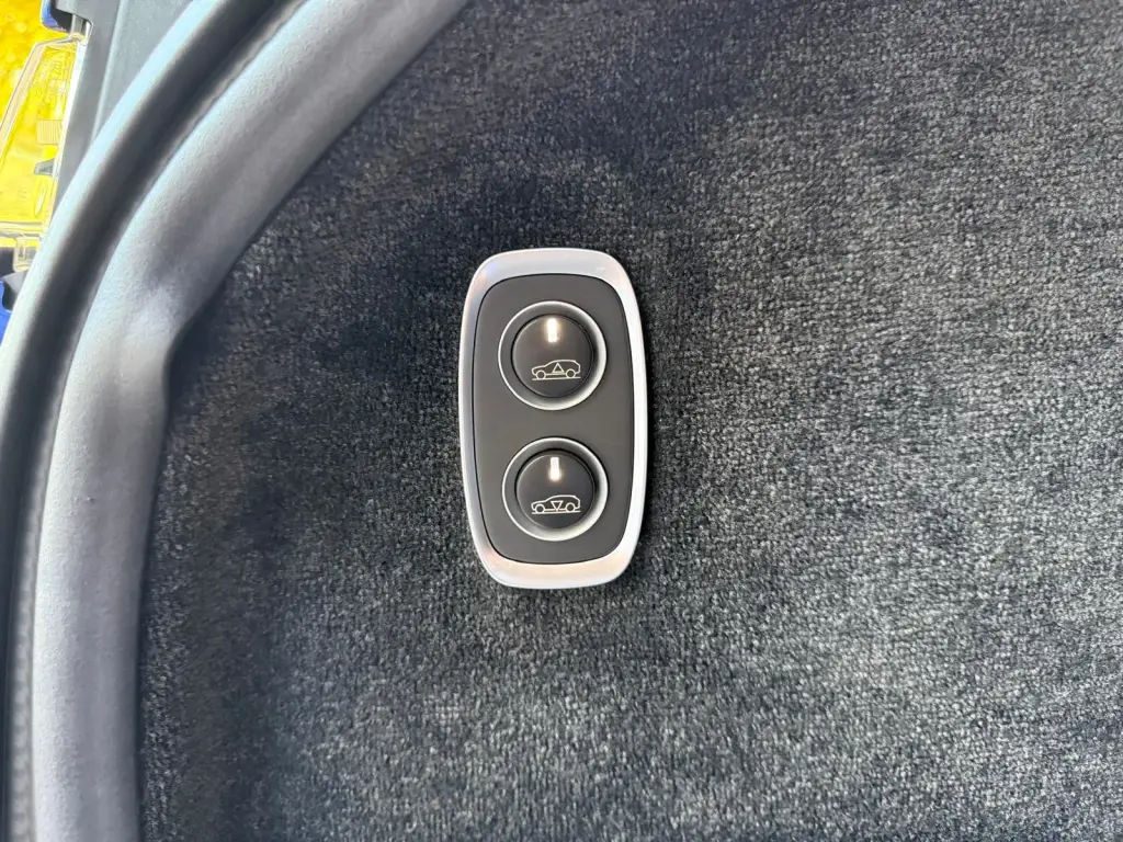 Aston Martin DBX 707 SUV 4.0 - 2025 - Joinsteer - #28