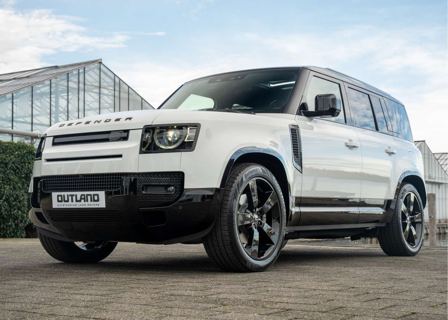 Land Rover Defender X-Dynamic HSE P300e - 2025 - Joinsteer - #2