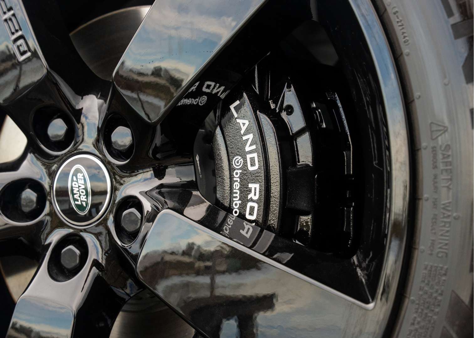 Land Rover Defender X-Dynamic HSE P300e - 2025 - Joinsteer - #10