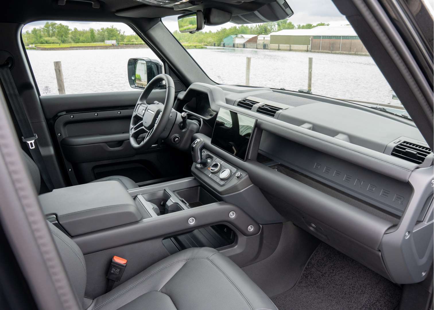 Land Rover Defender X-Dynamic HSE P300e - 2025 - Joinsteer - #15