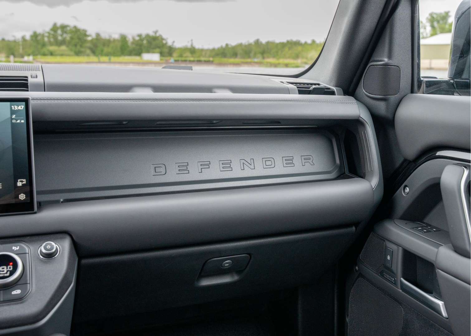 Land Rover Defender X-Dynamic HSE P300e - 2025 - Joinsteer - #22